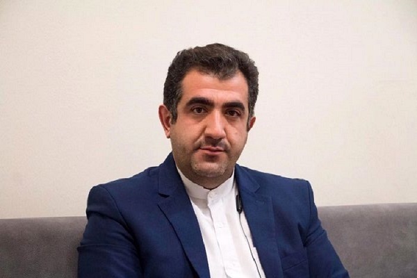 مهدی خورسند، کارشناس مسائل بین‌الملل