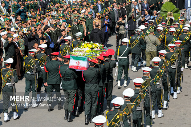 مراسم تشییع شهید امنیت امیرمحمد شمسی