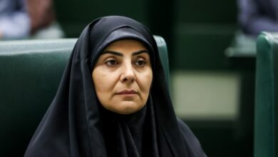 انتقاد وزیر راه از گران شدن بلیت هواپیما/ باید مجوز ایرلاین‌هایی که پاسخگو نیستند باطل شود